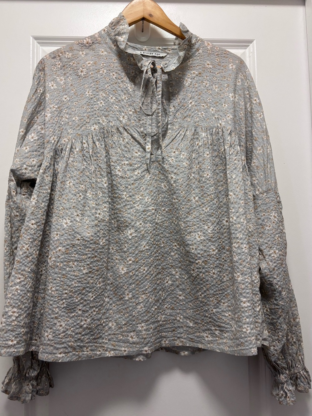 BRONZE AGE LOUIE TOP - BLACK FLORAL $262.00. |PTP- 25” | L- 25” - Picture 6 of 16